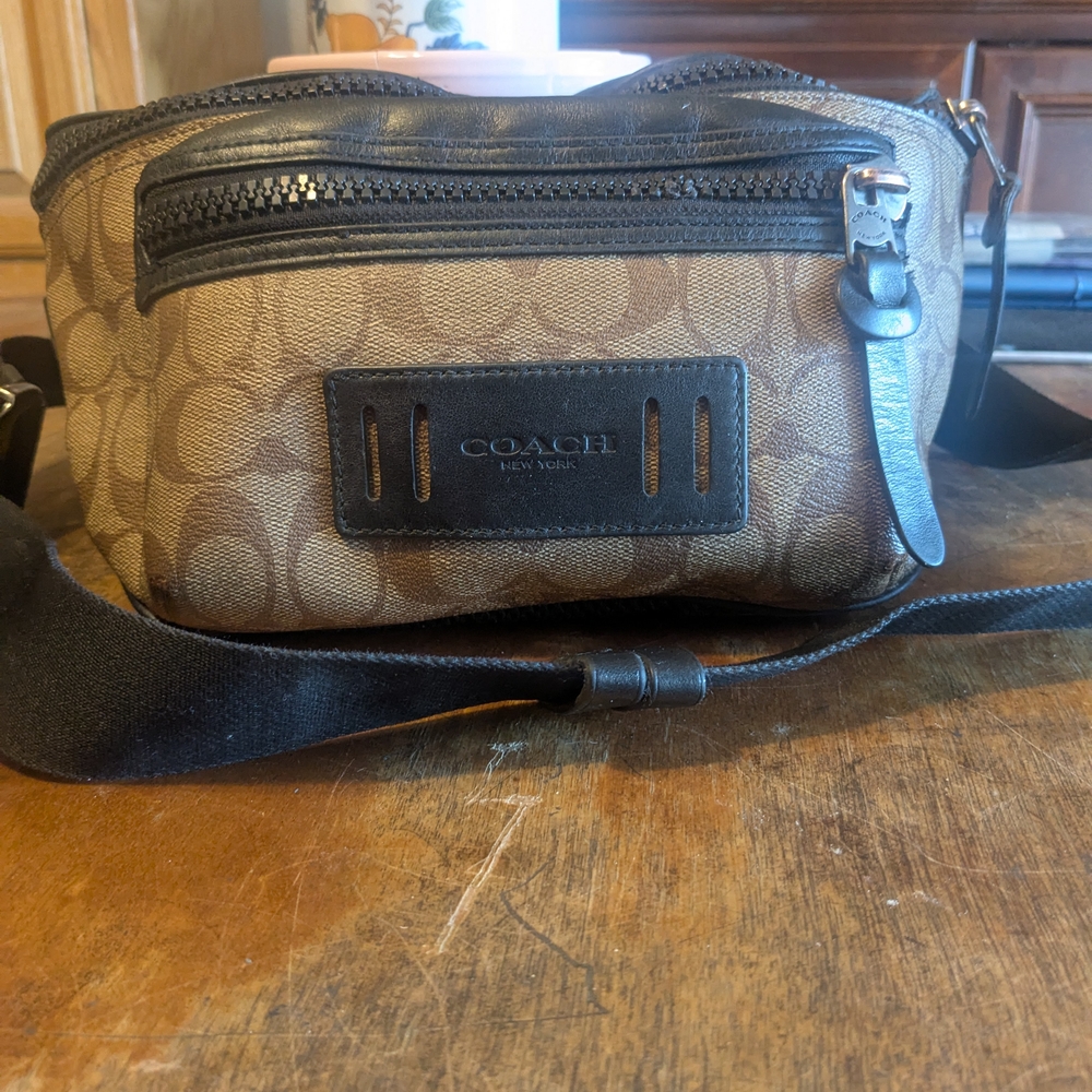 Coach Men's Tan and Black Belt Bag